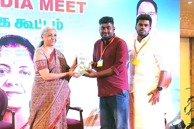 “துஷ்ட சக்திகளிடம் இருந்து காத்துக்கொள்ள வேண்டும்” -பாஜகவில் இருந்து கூண்டோடு விலகிய IT விங் நிர்வாகிகள்!