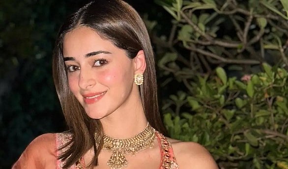 பிரபல பாலிவுட் நடிகை அனன்யாவுக்கு எதிராக இணையத்தில் வலுக்கும் கண்டன குரல்.. காரணம் என்ன?