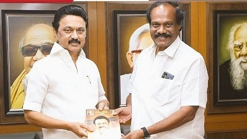 ” 'நாவரசர்' திண்டுக்கல் ஐ. லியோனி".. நூல் வெளியீட்டு விழாவில் புகழாரம் சூட்டிய முதலமைச்சர் மு.க.ஸ்டாலின்!