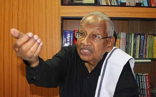 "தமிழ்நாடு அரசுக்குத் தொல்லை தரவே ஓர் ஆளுநரா?"..  ஆர்.என்.ரவிக்கு கி.வீரமணி கடும் கண்டனம்!