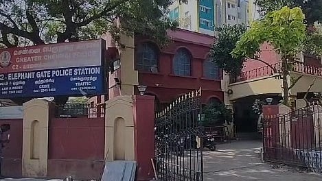 கண்ணில் பெப்பர் ஸ்பிரே அடித்து ரூ.50 லட்சம் வழிப்பறி: 24 மணி நேரத்தில் குற்றவாளிகளைப் பிடித்த போலிஸ்!