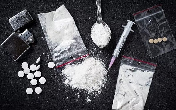 வாடகைக்கு வீடு எடுத்து போதைப்பொருள் விற்பனை.. சின்னத்திரை நடிகையை கைது செய்த கேரளா போலிஸ்!