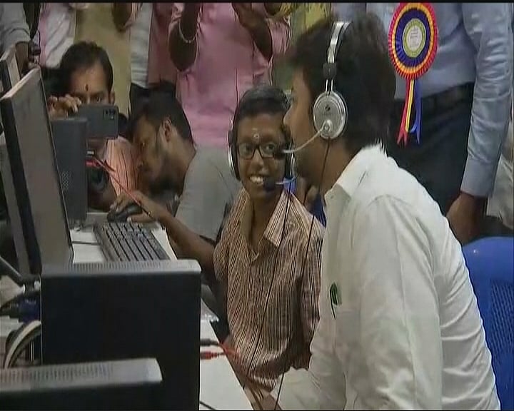 தமிழ்நாட்டில் முதல்முறை.. அமைச்சர் உதயநிதி ஸ்டாலின் திறந்து வைத்த மொழி ஆய்வகத்தின் 10 சிறப்புகள்!