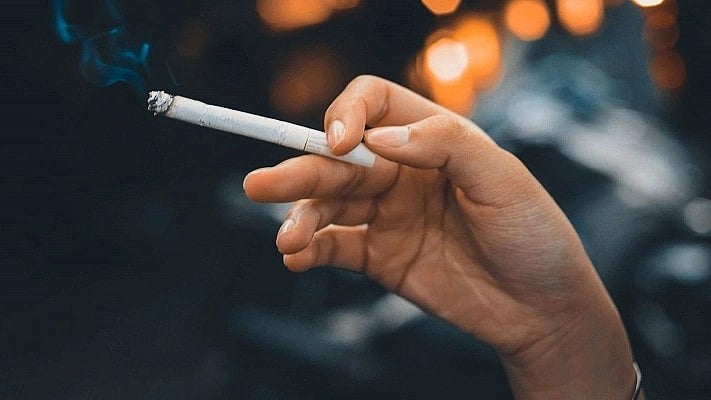 'சிகரெட் தரமுடியாது போடா'.. மறுத்த MNC ஊழியரின் முகத்தை உடைத்த வாலிபர் கைது!