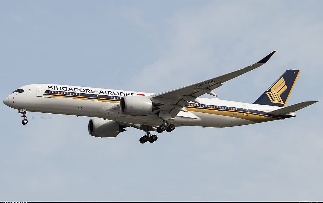 நியூயார்க் TO சிங்கப்பூர்.. பறந்து கொண்டிருந்த விமானம் திடீரென சென்னையில் தரையிறக்கம்.. காரணம் என்ன ?