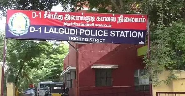 மாமியாரிடம் பாலியல் அத்துமீறல்.. கணவன் மீது மிளகாய்ப்பொடி கலந்த சுடுதண்ணீர் ஊற்றிய மனைவி!