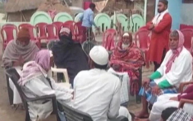 மாட்டிறைச்சி வைத்திருந்ததாகக் கூறி 55 வயது முதியவர் அடித்து  கொலை.. தொடரும் இந்துத்துவ கும்பல் அராஜகம்!