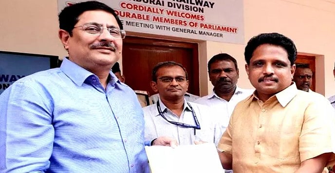 "எதை செய்யக் கூடாது என்பதை தென்னக ரயில்வே பயில்வது நல்லது": 100% இந்தி சுற்றறிக்கைக்கு மதுரை MP ஆவேசம்!