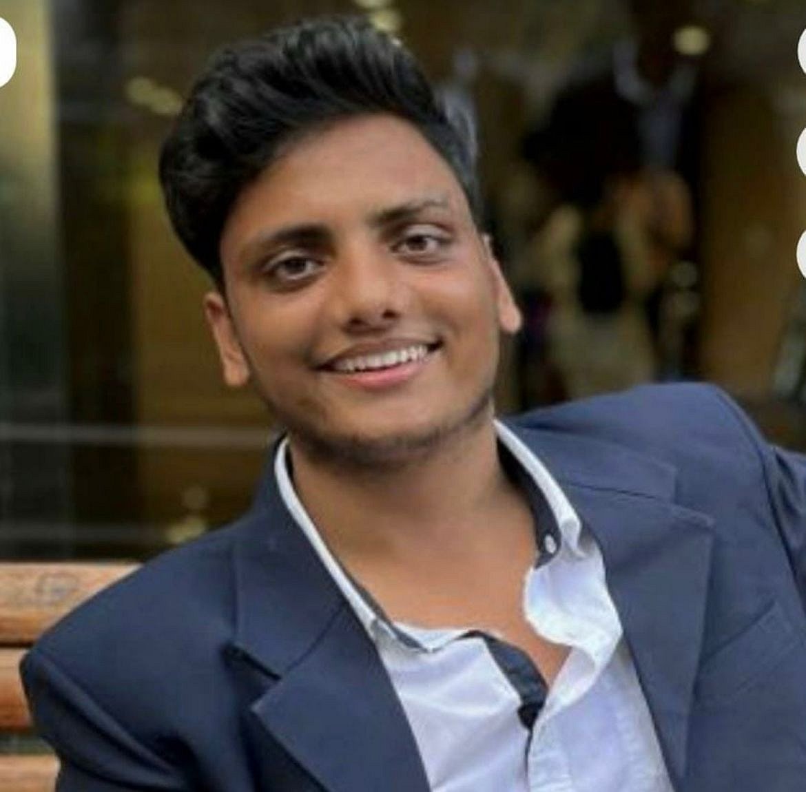 சென்னை: தோழி வீட்டு நிகழ்ச்சியில் நடனமாடிய இளைஞர்.. சரிந்து விழுந்து உயிரிழப்பு.. சோகத்தில் குடும்பம் ! 