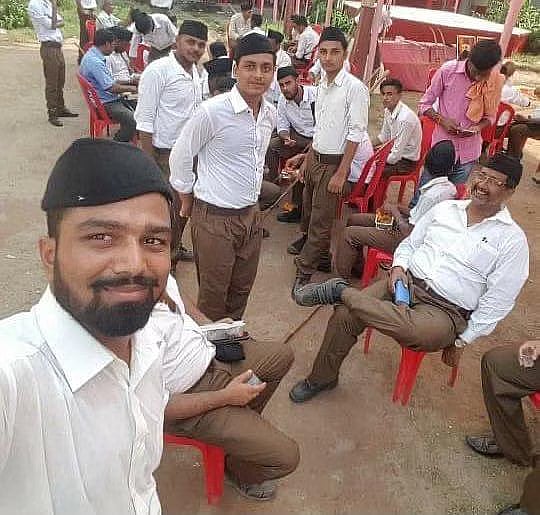 வடமாநிலத்தவர் தாக்கப்பட்டதாக போலியாக வீடியோ எடுத்து வதந்தி.. RSS பிரமுகரை கைது செய்த தமிழ்நாடு போலிஸ்!