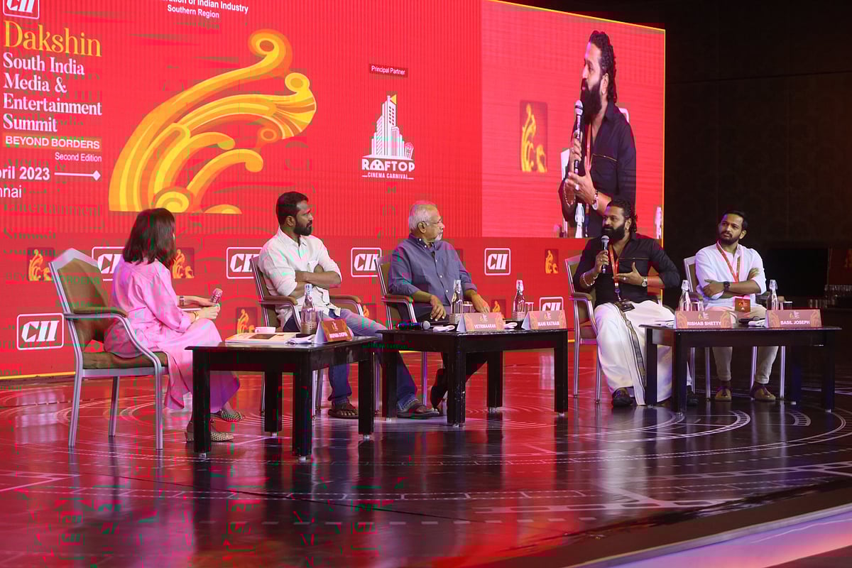 “ஆஸ்கர் வாங்குவதைவிட இதுதான் முக்கியமானது..” - CII விழாவில் இயக்குநர் வெற்றிமாறன் பேச்சு !