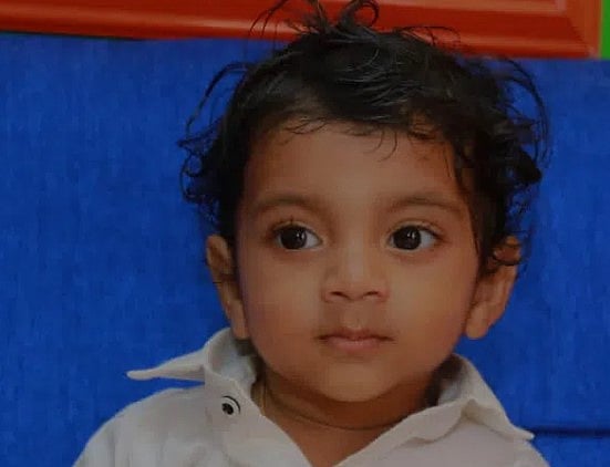 பெற்றோர்களே உஷார்.. தண்ணீர் தொட்டியில் விழுந்த 3 வயது குழந்தைக்கு நடந்த துயரம்!