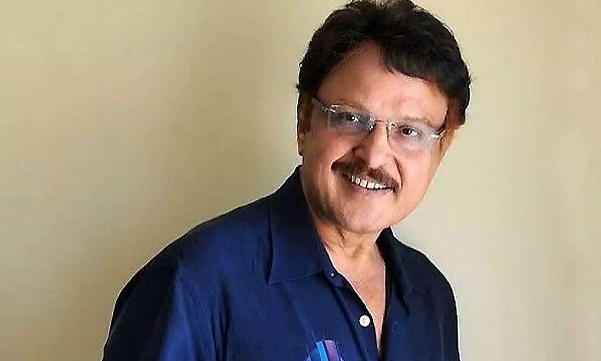 கல்லீரல், நுரையிரல், சிறுநீரகம் செயலிழப்பு ? - மருத்துவமனையில் இருக்கும் நடிகர் சரத் பாபு கவலைக்கிடம் !