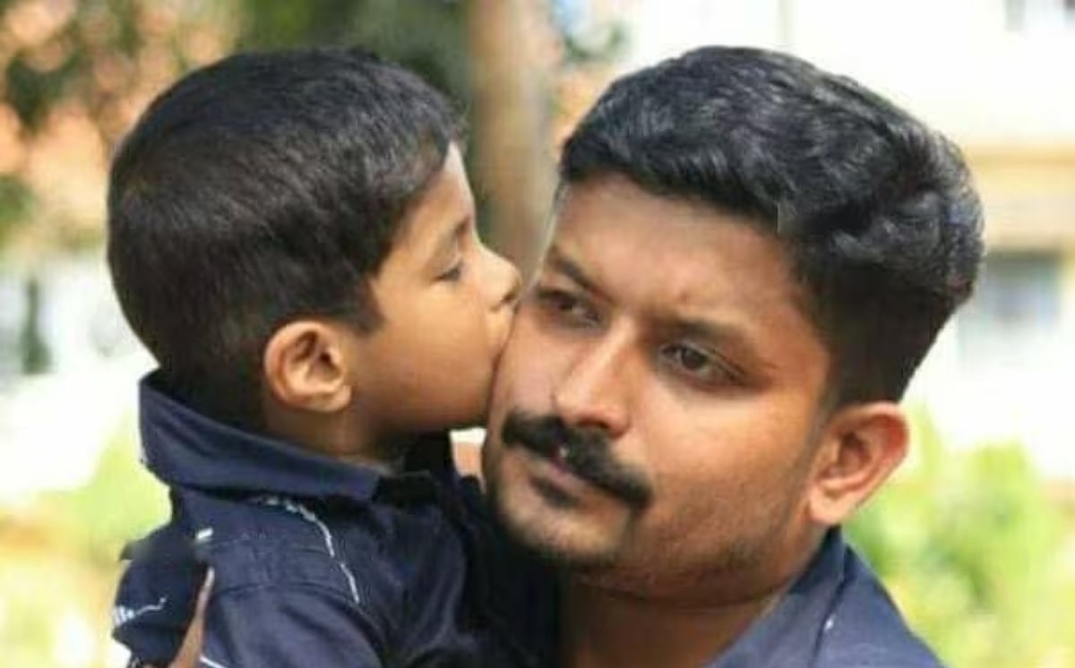 “அப்பா.. எனக்கு நீச்சல் சொல்லிக்கொடு..” - ஆற்றில் நீச்சல் பயிற்சியின்போது தந்தை மகனுக்கு நேர்ந்த சோகம் !