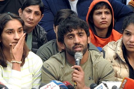 ”போராடும் இடத்தில் மின்சாரமும், தண்ணீர் வசதியும் துண்டிக்கப்பட்டுள்ளது” - மல்யுத்த வீரர் குற்றச்சாட்டு !