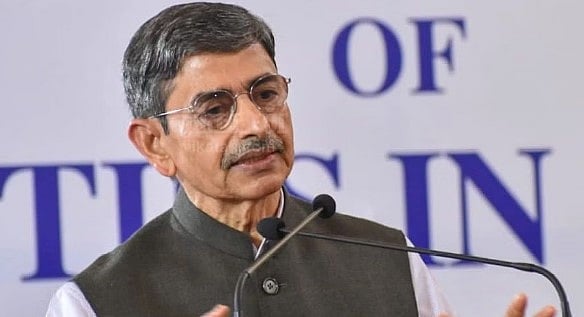 "ஆளுநர் ஆர்.என்.ரவியின் போக்கு மிகவும் மோசம்".. இயக்குநர் பா.இரஞ்சித் கண்டனம்!