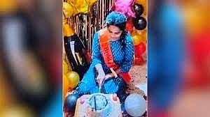 பிறந்தநாள் கொண்டாட்டம்.. கேக்வெட்டிய அடுத்த நொடியே காதலியை கொன்ற காதலன்: விசாரணையில் பகீர்!