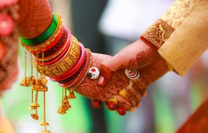 மணமகள் வயிற்றில் தையல்.. காரணத்தை கேட்ட மணமனுக்கு காத்திருந்த அதிர்ச்சி.. முதலிரவில் வெளிவந்த உண்மை !