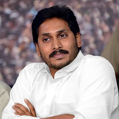 “எங்க இருந்து டா வர்றீங்க..” ஆந்திர முதல்வர் ஸ்டிக்கரை கடித்ததால் ஆத்திரம்.. நாய் மீது பெண் பரபர புகார்!