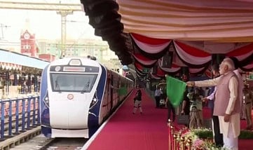 சென்னை - கோவை வந்தே பாரத் ரயில் சேவையை தொடங்கி வைத்த பிரதமர் மோடி.. எத்தனை மணி நேரத்தில் கோவை செல்லும்?