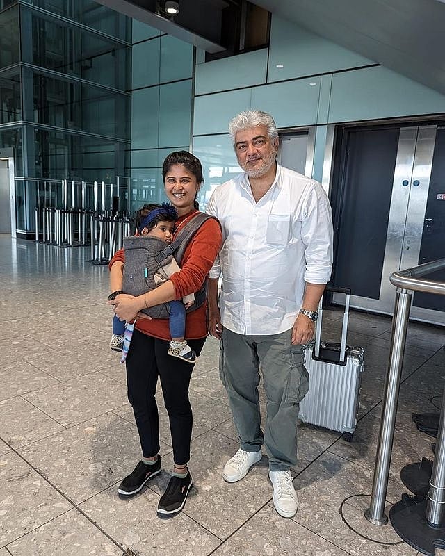 “எனக்கும் 2 குழந்தைகள் இருக்காங்க..” : கைகுழந்தையுடன் வந்த பெண்ணுக்கு நடிகர் அஜித் செய்த நெகிழ்ச்சி உதவி!