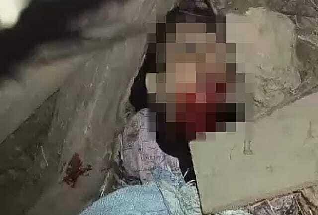 6 நாட்களுக்கு பிறகு கழுத்தறுக்கப்பட்ட நிலையில் மீட்கப்பட்ட சிறுமி.. தந்தையின் வெறிச்செயலால் பறிபோன உயிர்!