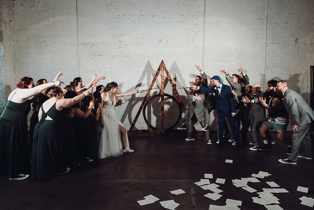 “மந்திரக்கோல்.. டம்பிள்டோர்..” - ப்பா.. Harry Potter பட பாணியில் திருமணம்.. இவ்வளவு லட்சம் பணம் செலவா ?