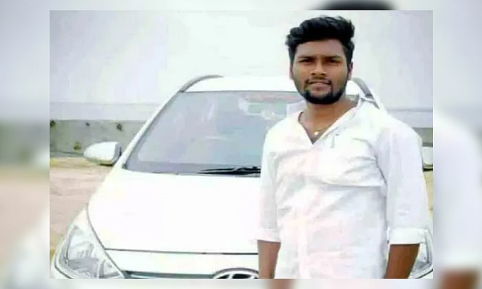 ஆபாச வீடியோவால் கணவர்  தற்கொலை..மகளுக்கு தொல்லை கொடுத்த இளைஞர் கொடூரமாக கொலை.. தெலங்கானாவில் அதிர்ச்சி ! 