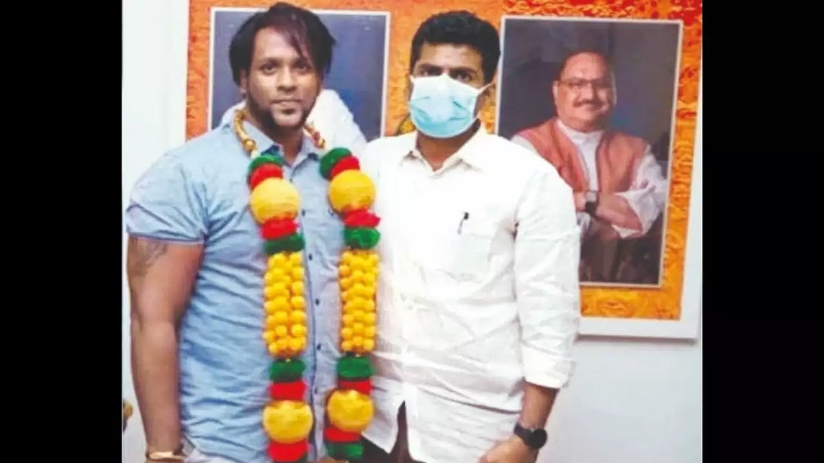 வீட்டில் வெடிகுண்டு தயாரித்த பாஜக இளைஞர்.. வெடித்து சிதறியதில் நேர்ந்த சோகம்.. கேரளாவில் அதிர்வலை !