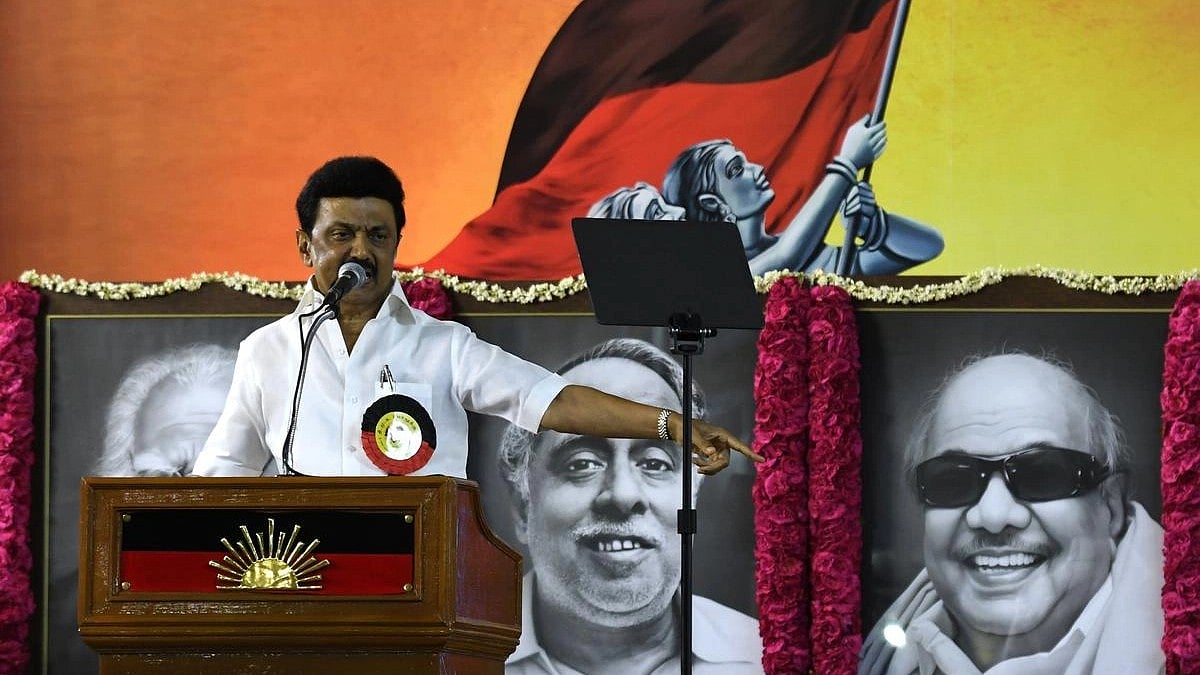 “உட்கார வைத்து பேசுங்கள்.. அதுதான் சக மனிதருடைய சுயமரியாதை!” : முதலமைச்சர் மு.க.ஸ்டாலின் அறிவுறுத்தல்!