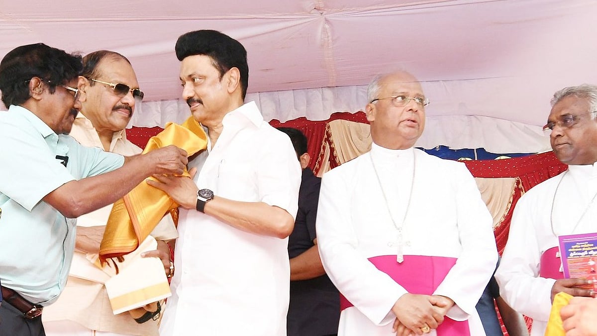 மதம்மாறிய தலித் கிறிஸ்தவர்களுக்கு இட ஒதுக்கீட..  திருச்சபை தலைவர்கள் பாதிரியார்கள் முதலமைச்சருக்கு நன்றி!