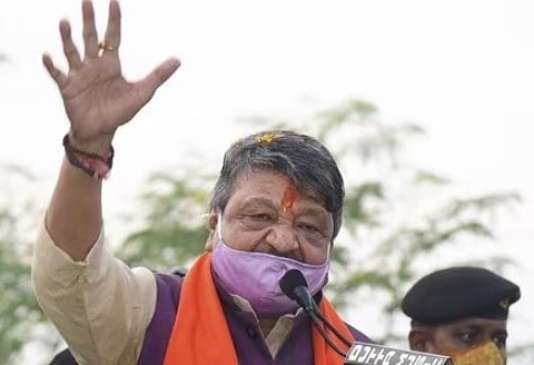 ”மோசமான ஆடைகளை அணிந்து ராமாயணத்தில் வரும் சூர்ப்பனகைபோல்..” : பெண்களை இழிவுபடுத்தி பேசிய பா.ஜ.க தலைவர்!