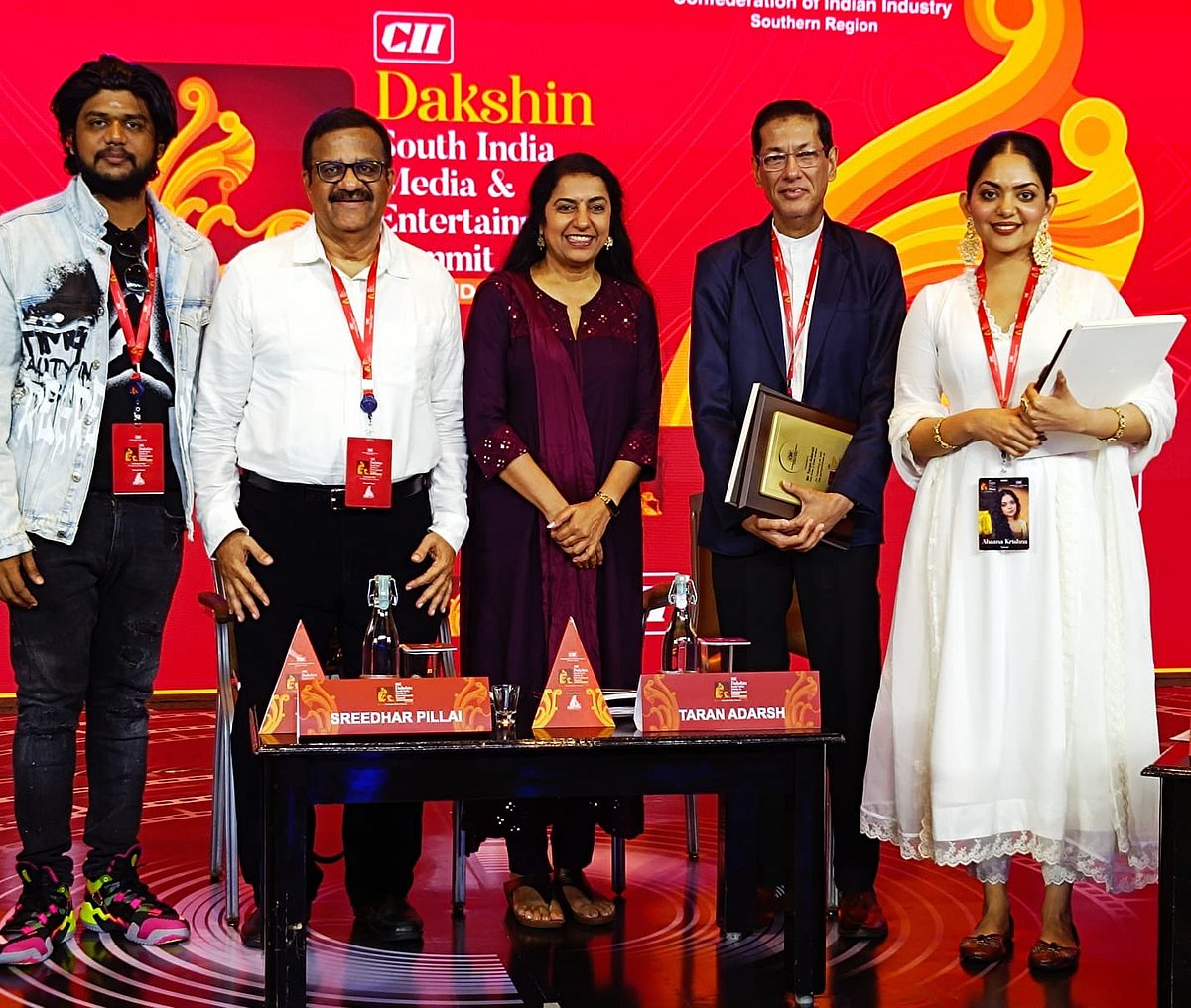 “ஆஸ்கர் வாங்குவதைவிட இதுதான் முக்கியமானது..” - CII விழாவில் இயக்குநர் வெற்றிமாறன் பேச்சு !