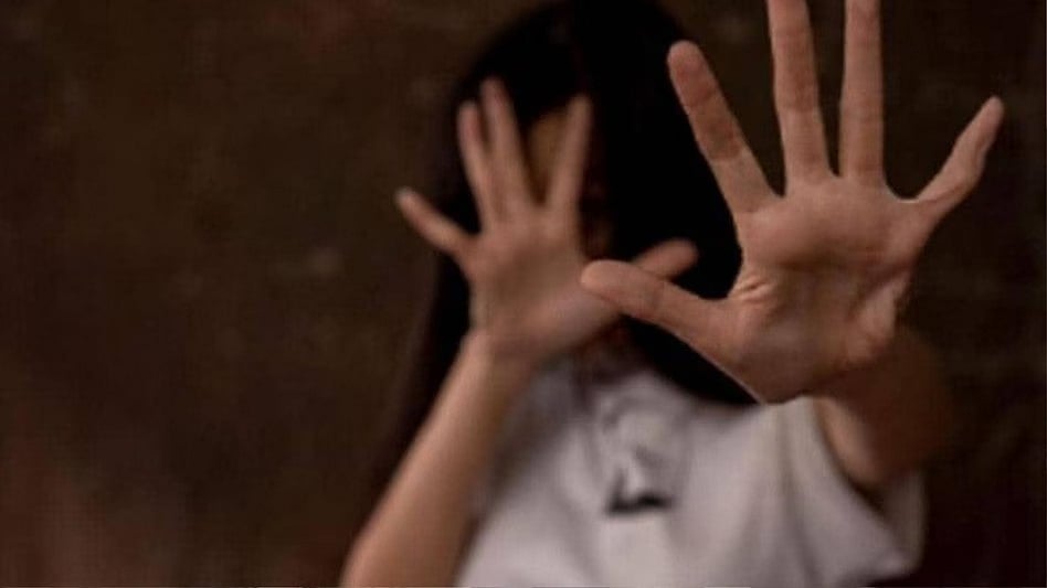 Smart வகுப்பில் திடிரென ஓடிய ஆபாச வீடியோ.. அதிர்ந்த மாணவர்கள்.. பஞ்சாப் ஆசிரியரின் செயலால் அதிர்ச்சி !