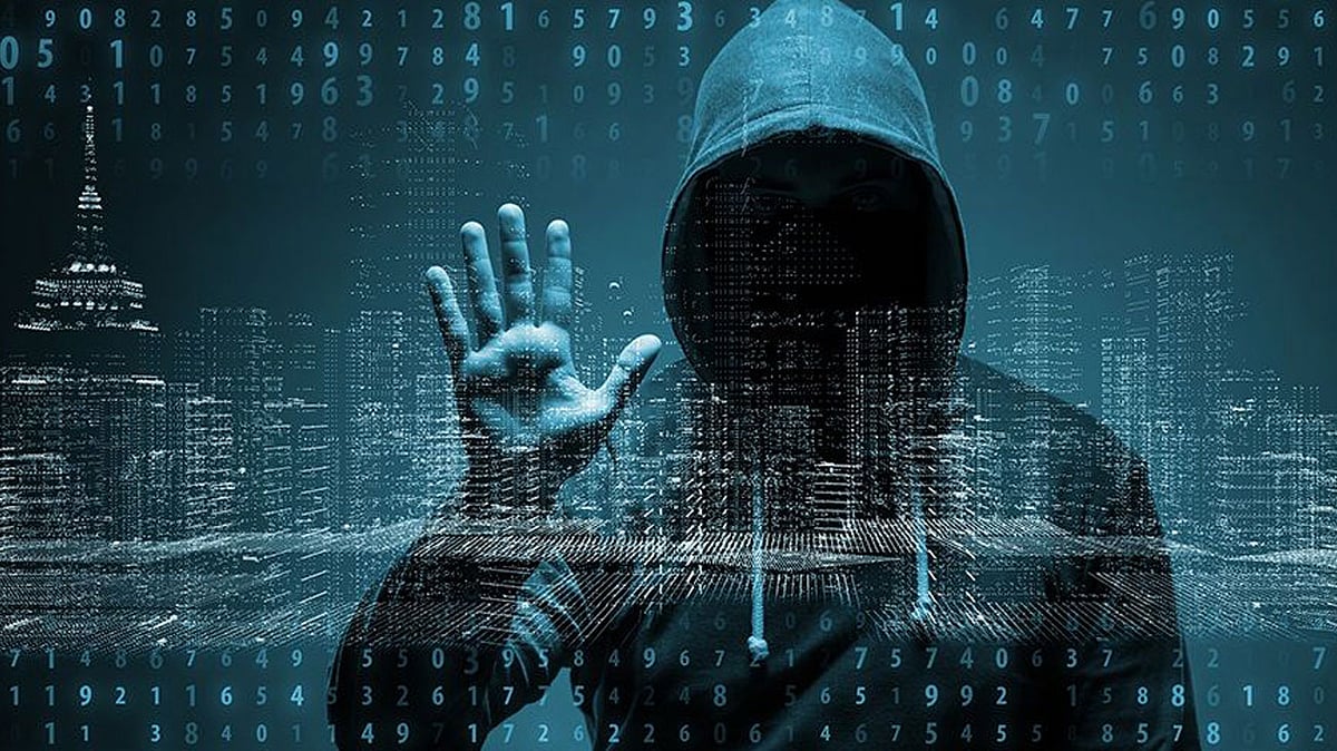 “YOUTUBE வீடியோவை Subscribe செய்தால் பணம் கிடைக்கும்?” : ஆசை வார்த்தையை நம்பி ரூ.7 லட்சத்தை இழந்த பெண் !