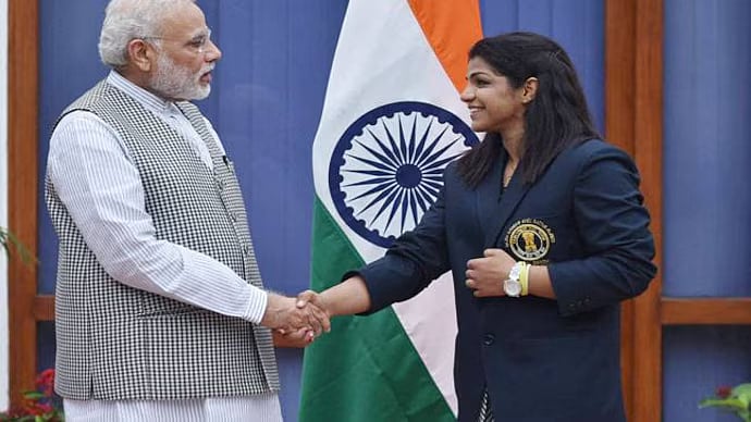 “பதக்கம் வென்றால் மட்டும் மகள்களா? - எங்கள் குரலையும் கேளுங்கள்” : மோடிக்கு மல்யுத்த வீராங்கனை கோரிக்கை!