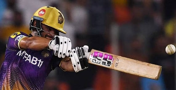 அன்று தரையை துடைத்த பையன்.. இன்று 5 பந்தில் 5 சிக்ஸர்: ரிங்கு சிங் வளர்ந்து வந்த கதை உங்களுக்கு தெரியுமா?