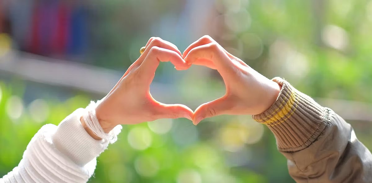 காதலிக்க வற்புறுத்தியவருக்கு மிரட்டல் விடுத்த சிறுமி.. விரக்தியில் இளைஞர் செய்த செயலால் அதிர்ச்சி !