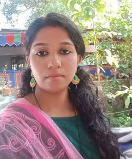 கடனை திருப்பி கேட்டதால் ஆத்திரம்.. தோழியை கொன்று உடலை காட்டுக்குள் வீசிய நண்பன்.. கேரளாவில் பகீர்!