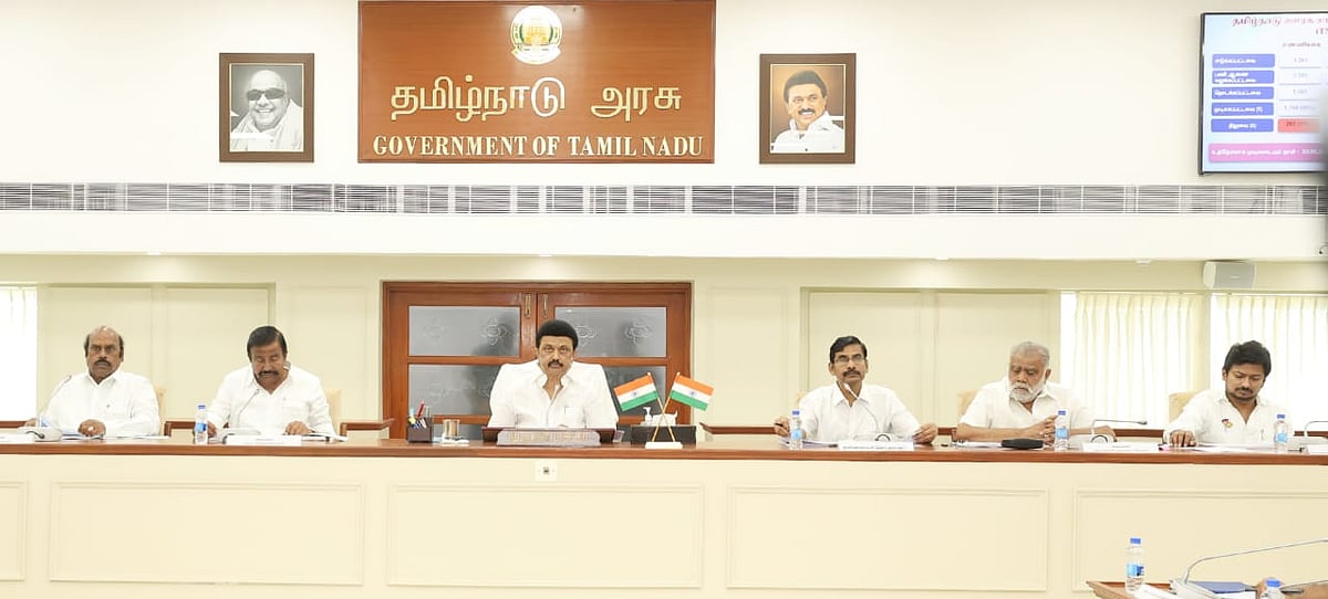 ”தரமான சாலைகள் மக்களிடம் நிச்சயம் நல்ல பெயரைப் பெற்றுத் தரும்”.. அதிகாரிகளுக்கு முதலமைச்சர் அறிவுறுத்தல்!