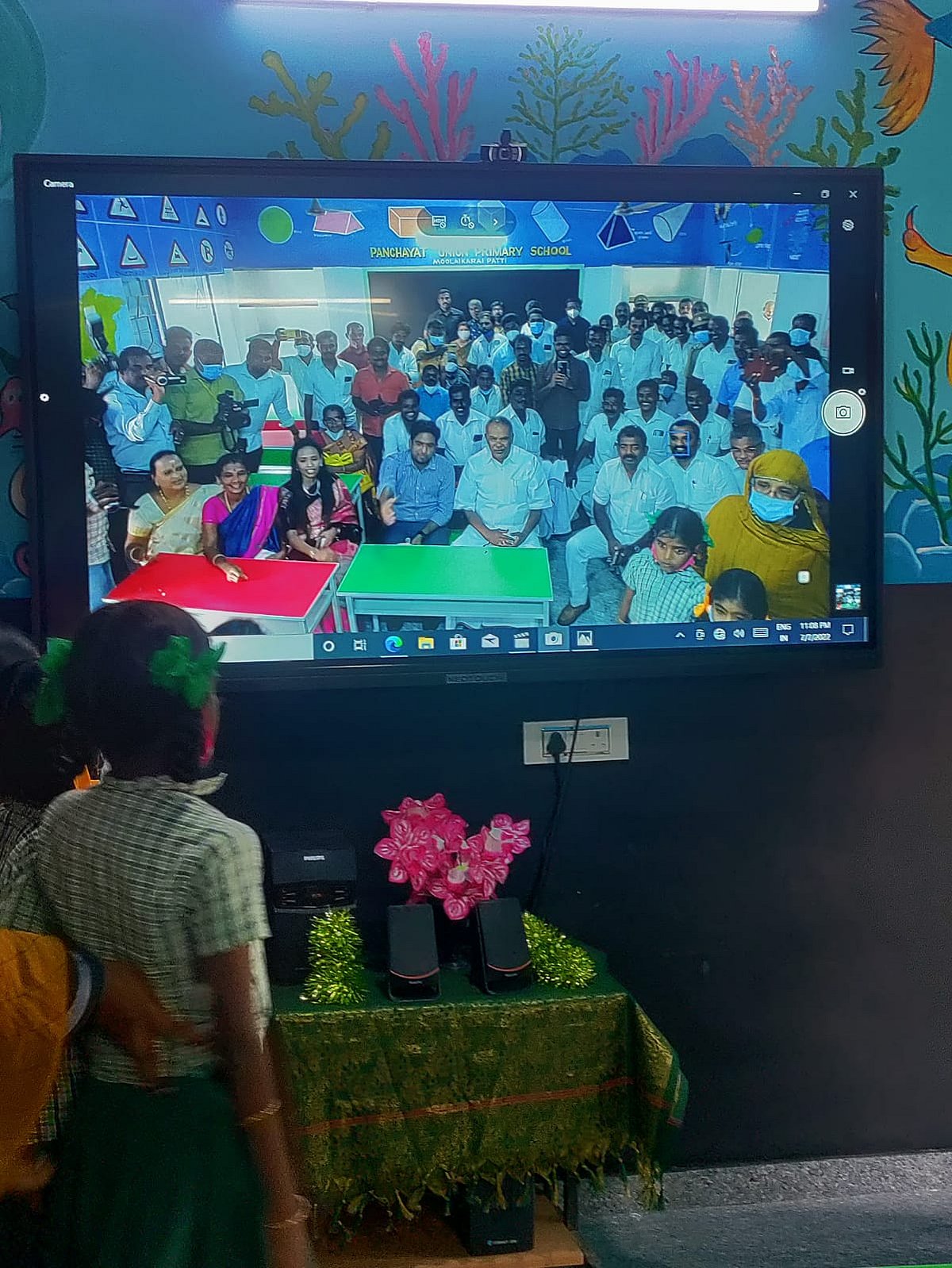 உலகத் தரத்திற்கு Smart வகுப்பறைகளாக மாறும் அரசுப் பள்ளிகள்.. அசத்தும் சென்னை மாநகராட்சி!