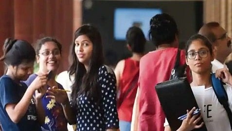 இன்றே கடைசி நாள்.. 12ம் வகுப்பு தேர்ச்சி பெற்ற மாணவர்களுக்கான முக்கிய அப்டேட் இதோ!