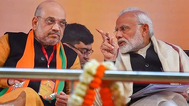 வாக்குப்பதிவு சதவீதத்தில் தொடர் குளறுபடி - திடீரென்று உயர்ந்த 1 கோடி வாக்குகள்: மோடி அரசு செய்த சதி என்ன?