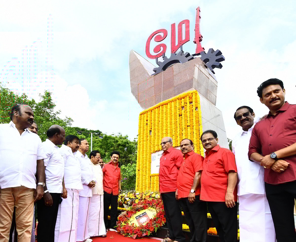 “விட்டுக்கொடுப்பதை அவமானமாக கருதாமல் பெருமையாக கருதுகிறேன்..” - உழைப்பாளர் தினத்தில் முதலமைச்சர் உரை !