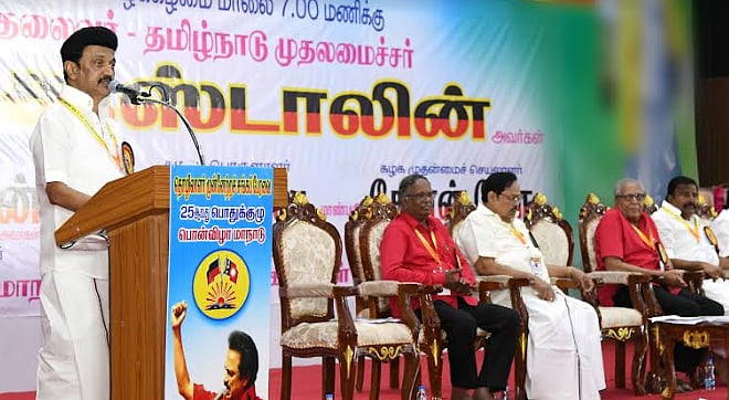 ஒரிசா அரசால் சிறந்த தொழிற்சங்கமாக LDF தேர்ந்தெடுக்கப்பட்டு பரிசும் வழங்கப்பட்டது -முதலமைச்சர் பெருமிதம் !