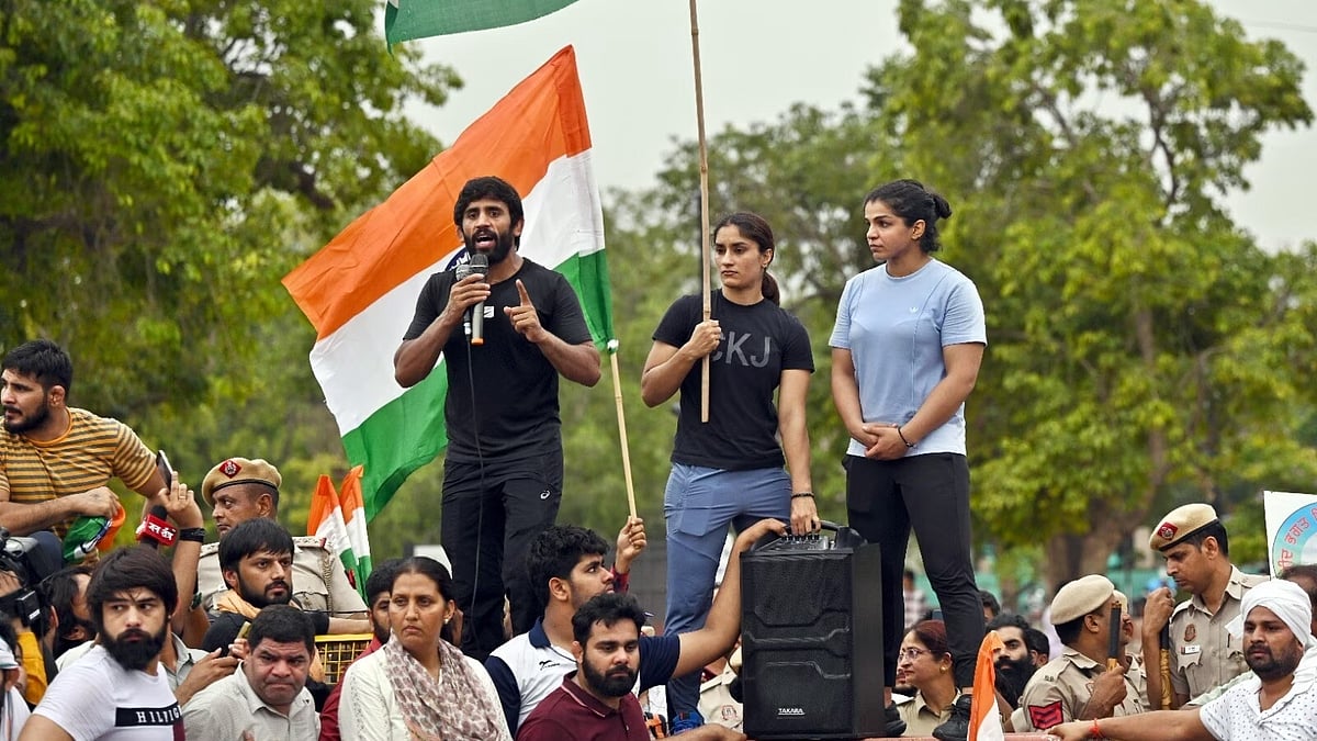 நாளை திறக்கப்படும் புதிய நாடாளுமன்றம்.. மல்யுத்த வீரர், வீராங்கனைகளில் அறிவிப்பால் டெல்லியில் பரபரப்பு !