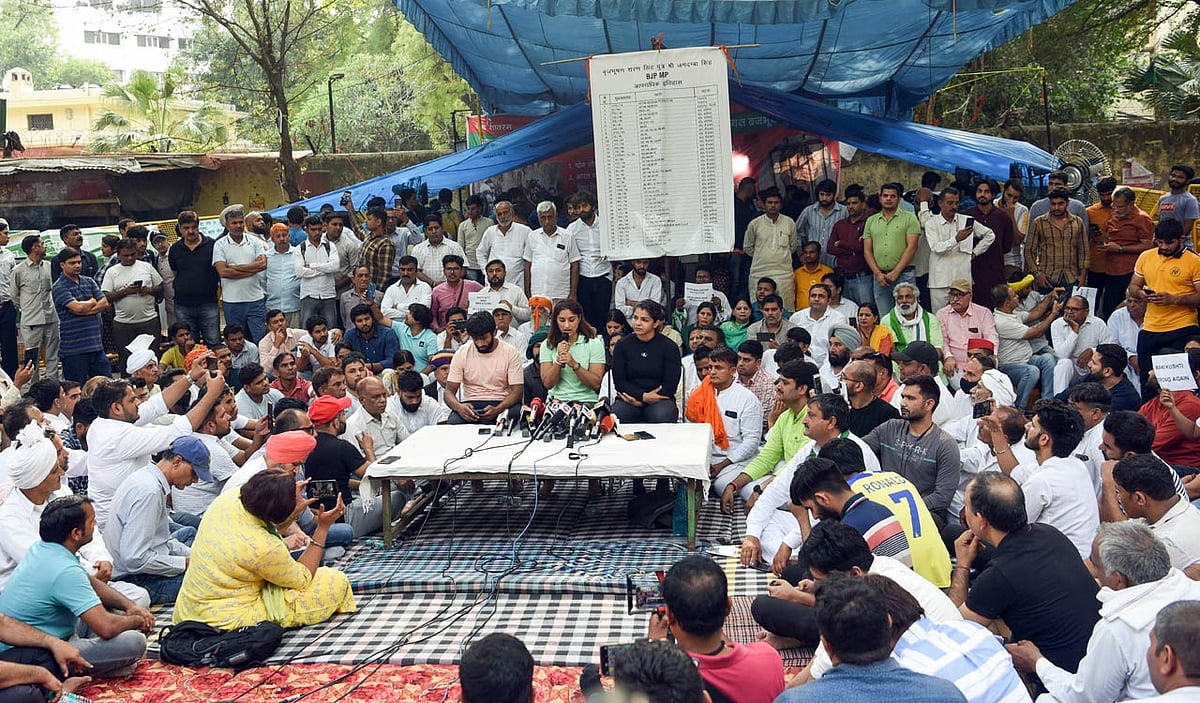 ”நாங்கள் குற்றவாளிகளைப்போல நடத்தப்படுகிறோம், எங்களை உளவுபார்க்கிறார்கள்” -ஒலிம்பிக் நாயகன் குற்றச்சாட்டு!