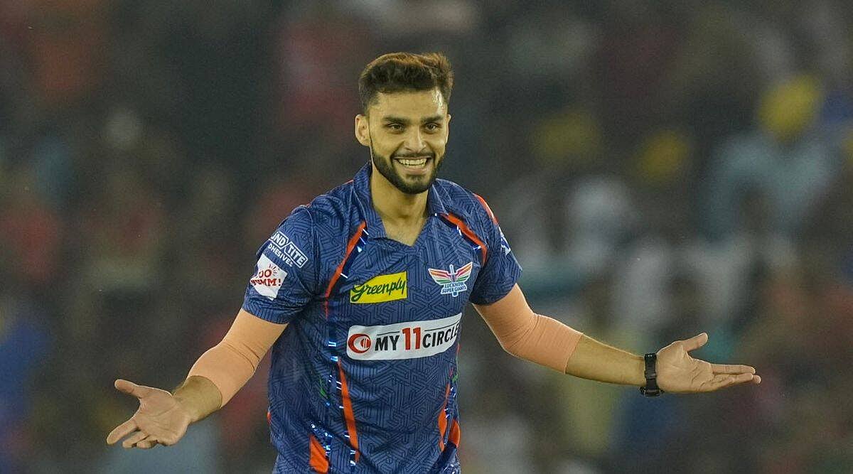 "நான் கிரிக்கெட் ஆட வந்துள்ளேன்,, யாரிடமும் வசை, திட்டு வாங்க வரவில்லை"- கோலியிடம் ஆப்கான் வீரர் காட்டம்!