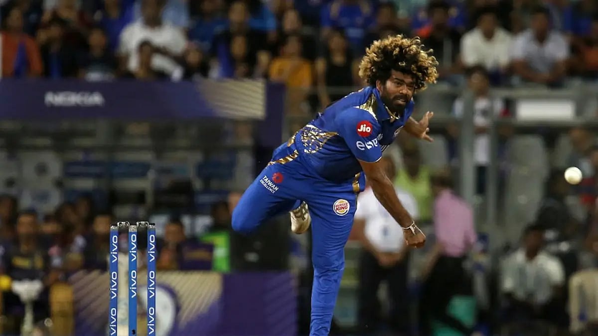 தோனி கூறியதுதான் சரி, மலிங்கா கூறியது தவறானது - இலங்கை முன்னாள் வீரர் சமிந்த வாஸ் கருத்து !