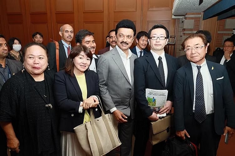 “Bullet Train-க்கு இணையான இரயில் சேவை இந்தியாவிலும் பயன்பாட்டுக்கு வர வேண்டும்..” -முதல்வர் மு.க.ஸ்டாலின்